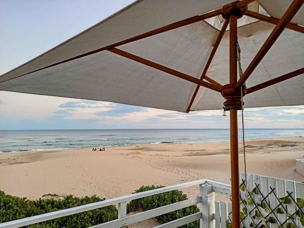 Beached House On Golden Sanddunes Holiday home Cannon Rocks Exterior photo