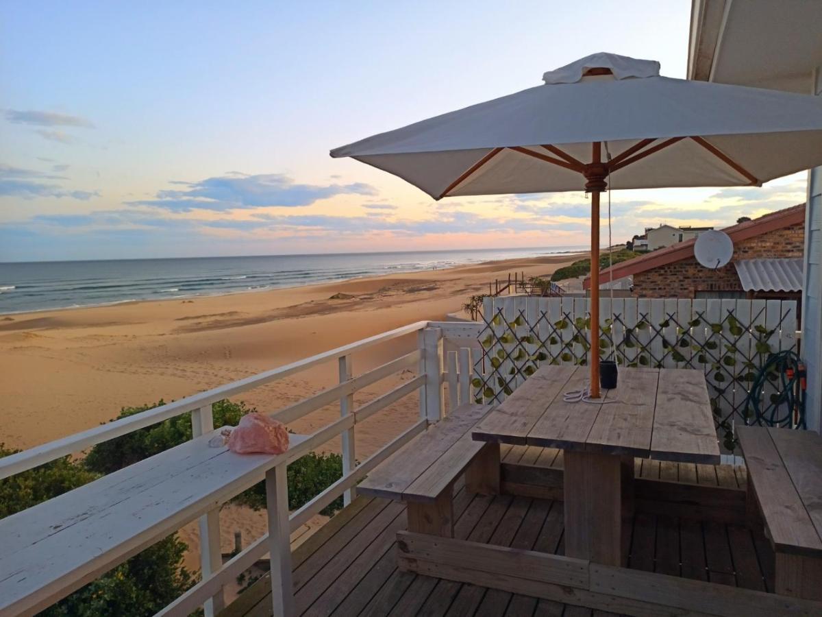 Beached House On Golden Sanddunes Holiday home Cannon Rocks Exterior photo