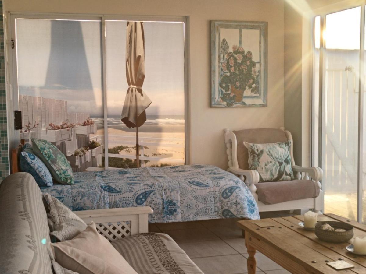Beached House On Golden Sanddunes Holiday home Cannon Rocks Exterior photo